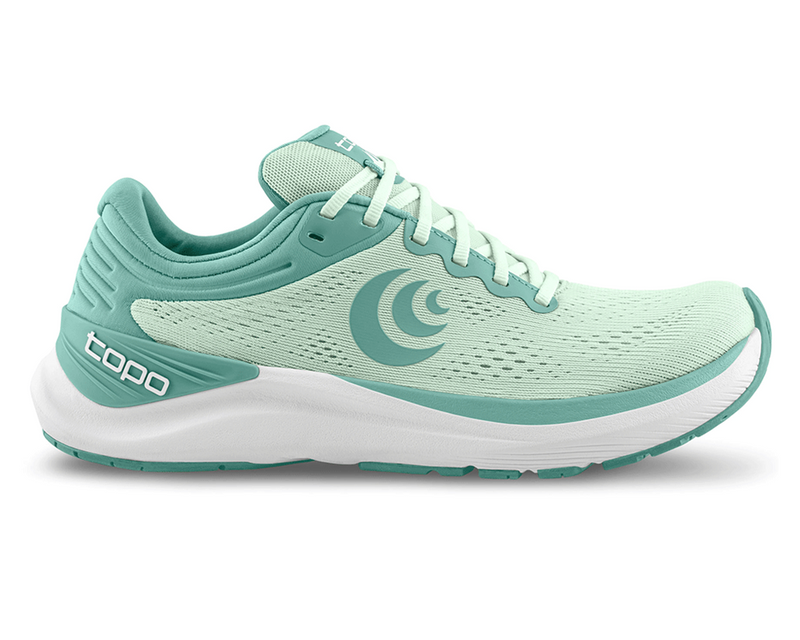 SALE - WOMEN'S ULTRAFLY 4